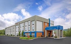 Hampton Inn Pine Grove